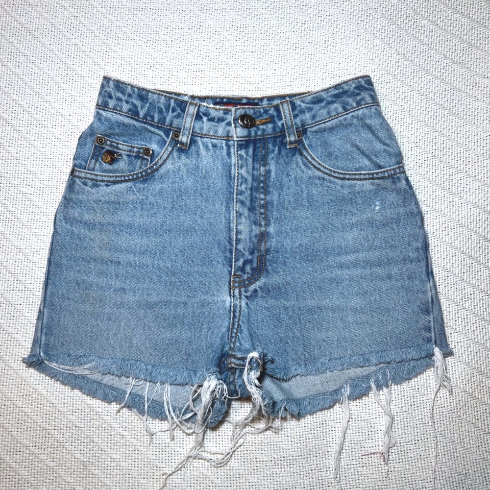 Vintage Billy Jeans High Waisted Denim Cut Off Shorts Light Wash Blue Size 25